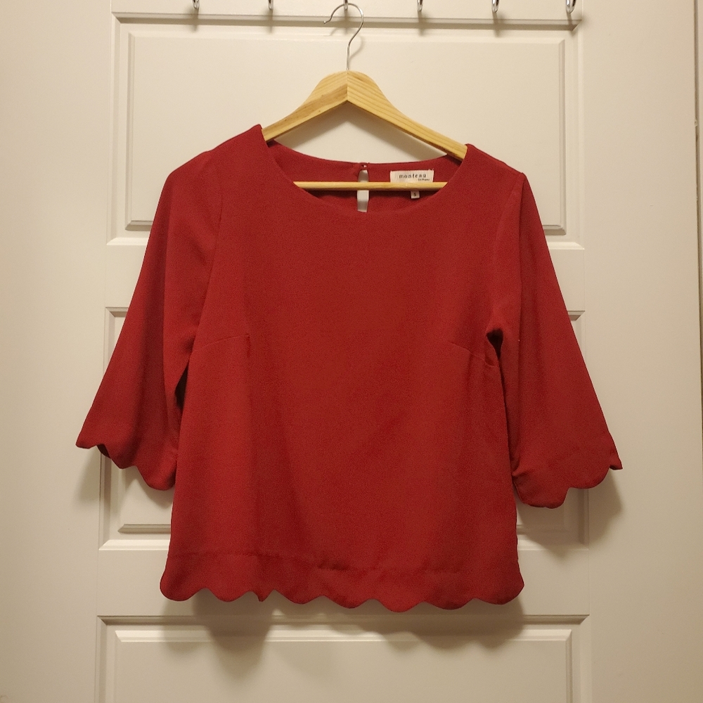 Cute Monteau Burgundy top
